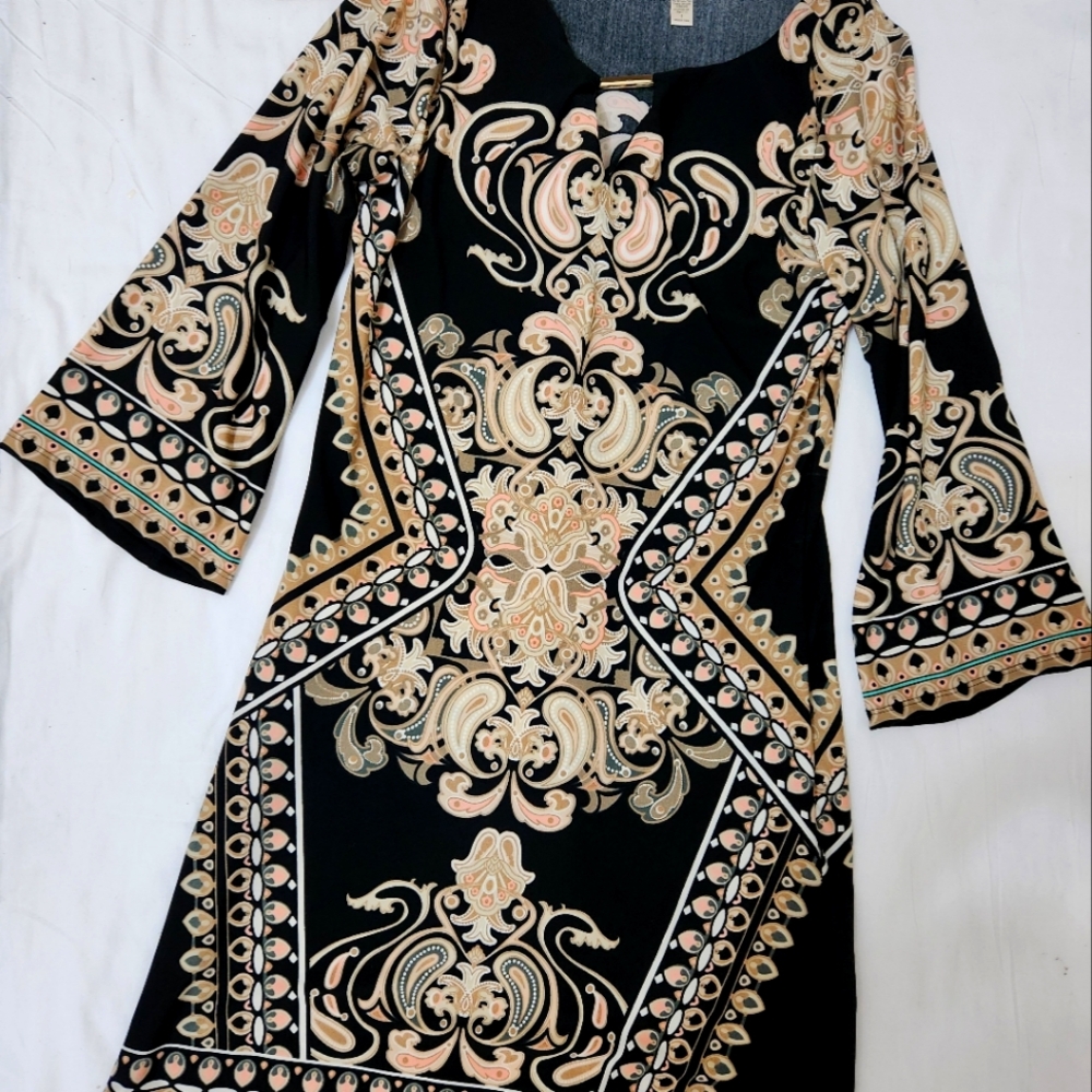 Black, white,  pink, tan Haani knee length dress size small.